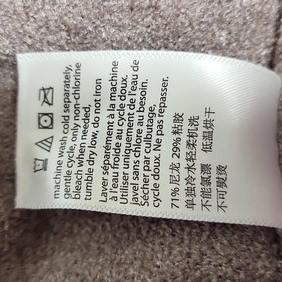 Barefoot Dreams Cardigan - Picture 9 of 9